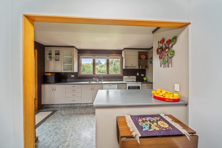 Photo of property in 183 Tasman Street, Opunake, 4616