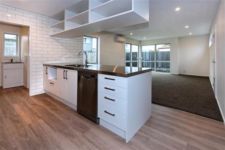 Photo of property in 517 Barbadoes Street, Edgeware, Christchurch, 8013