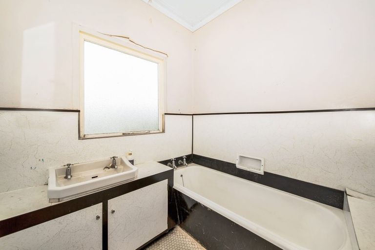 Photo of property in 25 Fantham Street, Hawera, 4610