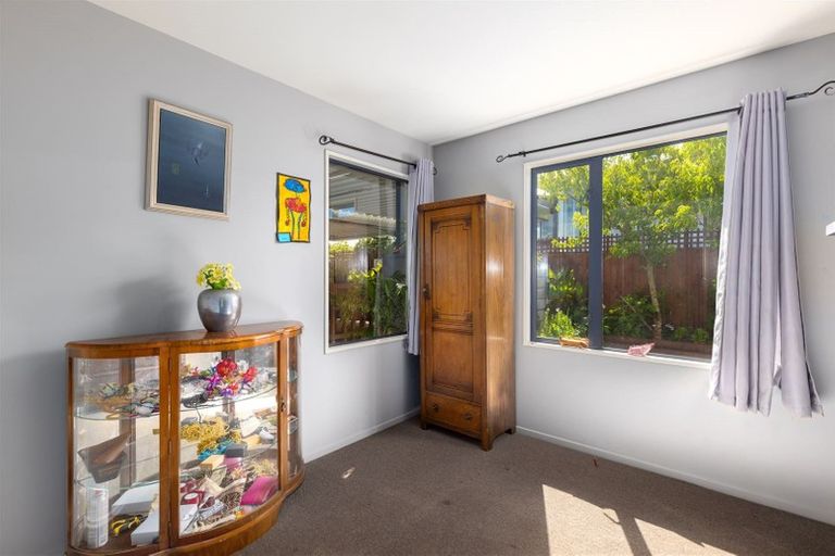 Photo of property in 127 Saint Johns Street, Bromley, Christchurch, 8062