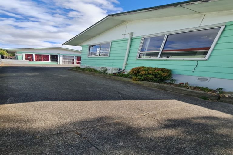 Photo of property in 288 Buckland Road, Mangere East, Auckland, 2024