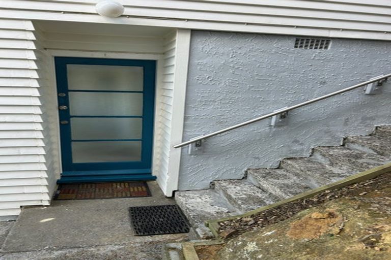 Photo of property in 29 Kitchener Terrace, Johnsonville, Wellington, 6037