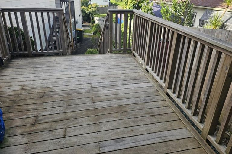 Photo of property in 30 Bellringer Road, Massey, Auckland, 0614
