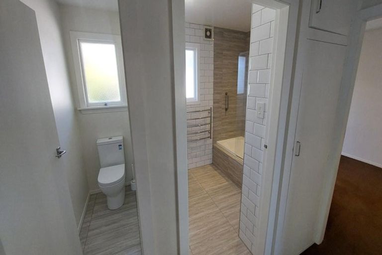 Photo of property in 75 Inwoods Road, Parklands, Christchurch, 8083