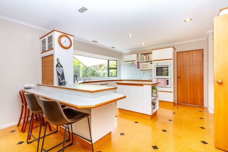 Photo of property in 6 Hanmer Place, Highbury, Palmerston North, 4412