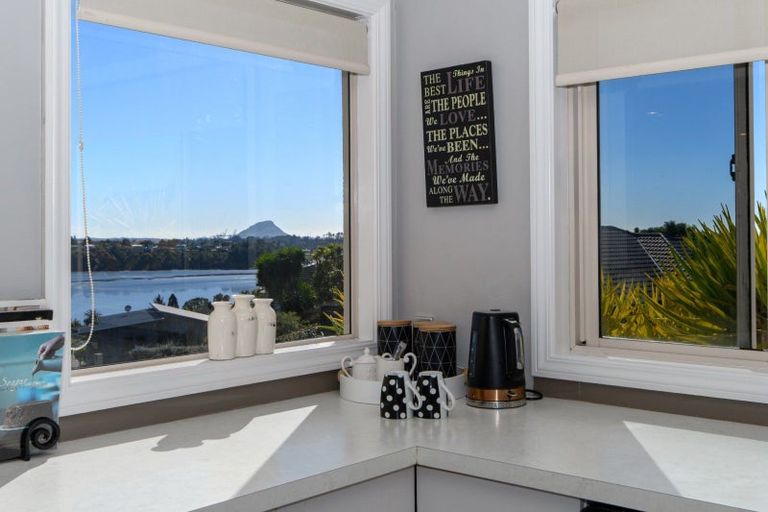 Photo of property in 5 Downing Place, Welcome Bay, Tauranga, 3112