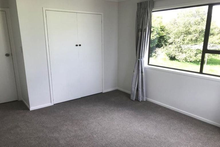 Photo of property in 750 East Coast Road, Pinehill, Auckland, 0630