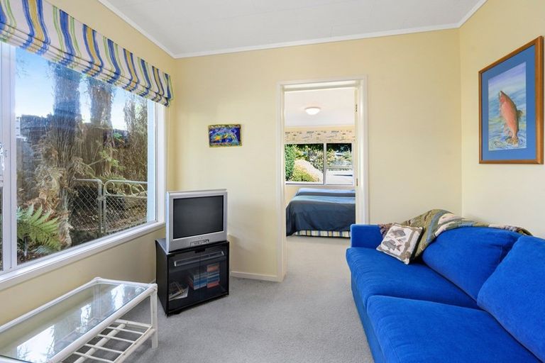 Photo of property in 25 Kinloch Road, Kinloch, Taupo, 3377
