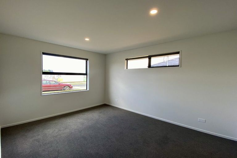 Photo of property in 14 Eileen Way, Rolleston, 7615