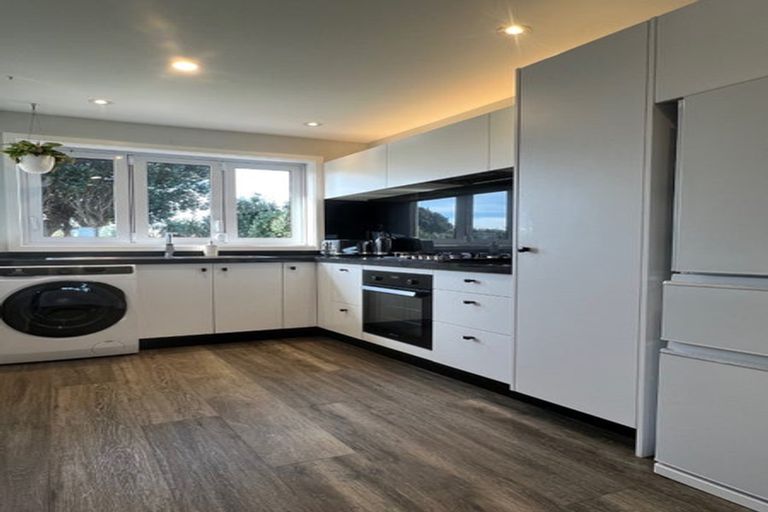 Photo of property in 32 Matai Street, Castlecliff, Whanganui, 4501