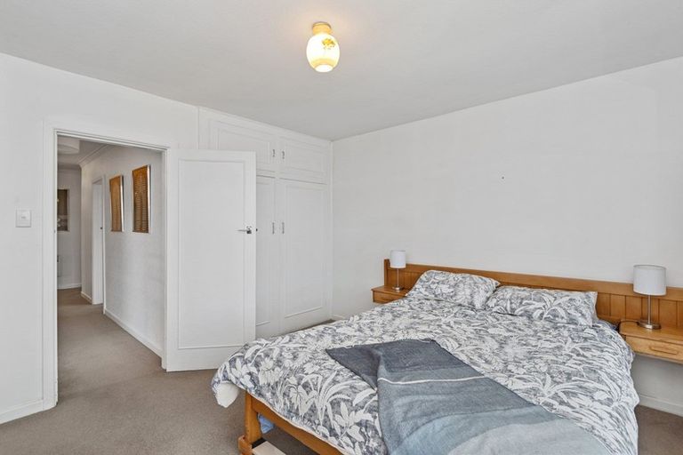 Photo of property in 231 Fifield Terrace, Opawa, Christchurch, 8023