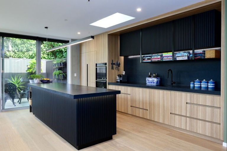 Photo of property in 2/1g Harley Street, Nelson, 7010