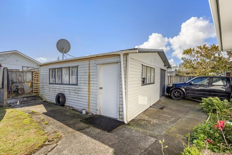 Photo of property in 22 Hoturoa Place, Manurewa, Auckland, 2102