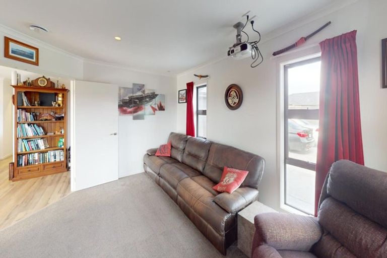 Photo of property in 14 George Street, Bulls, 4818