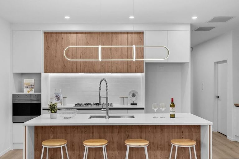 Photo of property in 16 Booker Drive, Tuakau, 2121