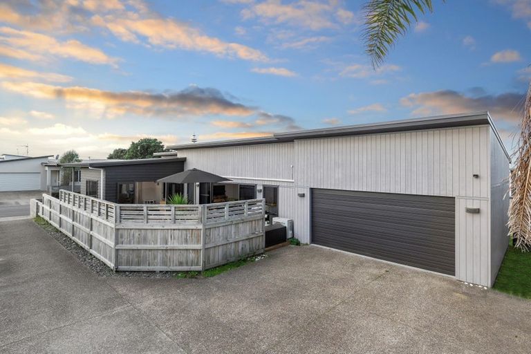 Photo of property in 46 Spinifex Street, Papamoa Beach, Papamoa, 3118