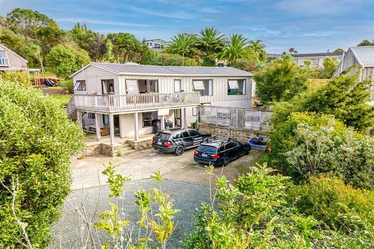 Photo of property in 45 Cable Bay Block Road, Cable Bay, 0420