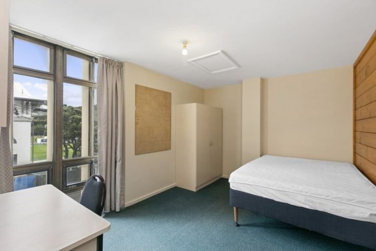 Photo of property in Te Awhina Apartments, 8/22 Sussex Street, Mount Cook, Wellington, 6021