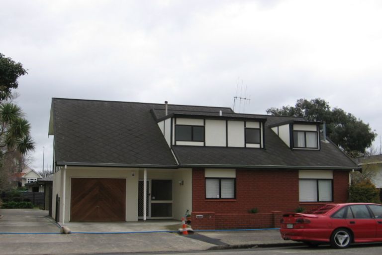 Photo of property in 19 Dahlia Street, Palmerston North, 4410