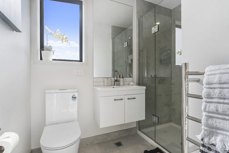 Photo of property in 12c Greenock Road, Ranui, Auckland, 0612