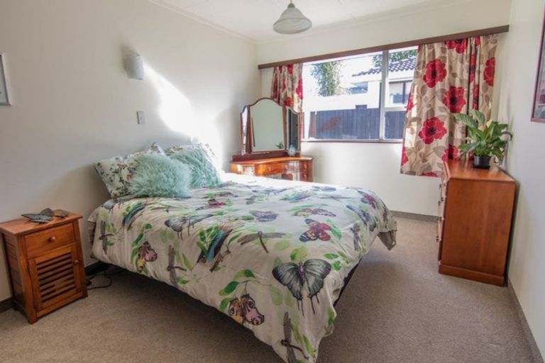 Photo of property in 1/315 Sawyers Arms Road, Bishopdale, Christchurch, 8053