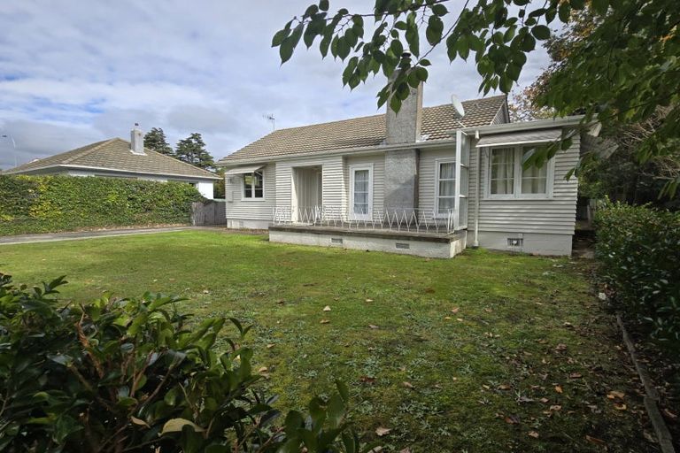 Photo of property in 7 Anderson Street, Hokowhitu, Palmerston North, 4410