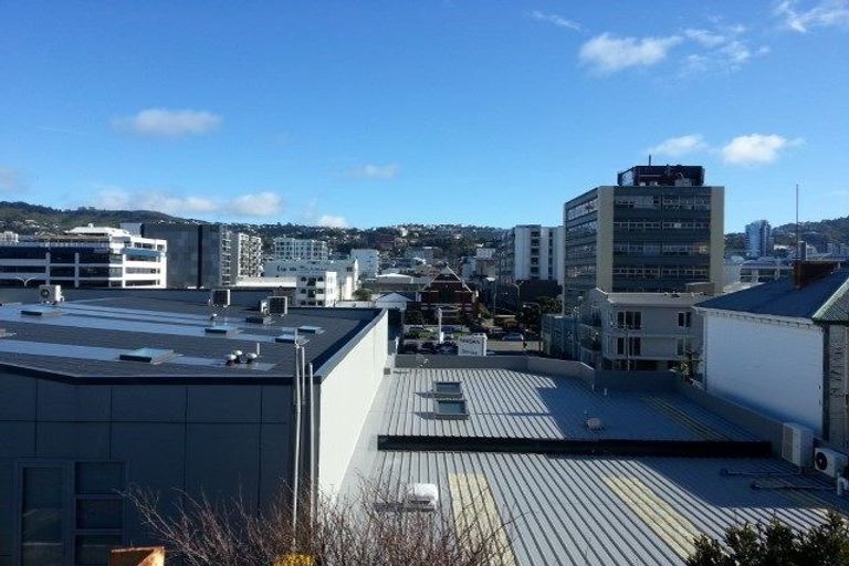 Photo of property in 6 Moncrieff Street, Mount Victoria, Wellington, 6011