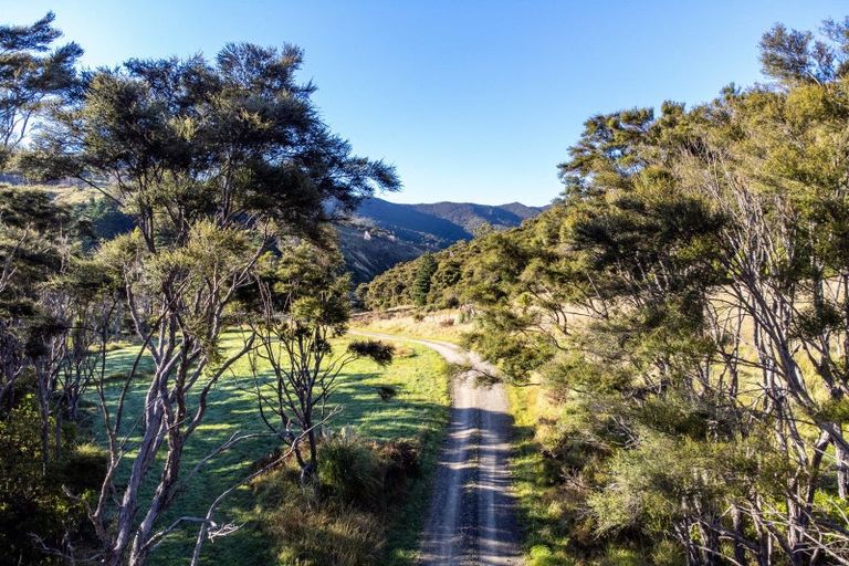 Photo of property in 1469 Pack Spur Road, Mataikona, Masterton, 5889