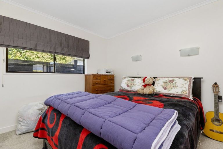 Photo of property in 1/19 Chesham Avenue, Waipahihi, Taupo, 3330