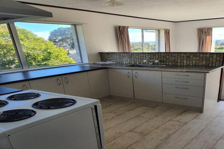 Photo of property in 2/139a Mokoia Road, Birkenhead, Auckland, 0626