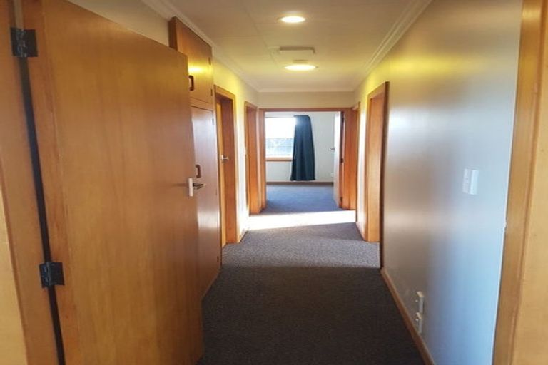 Photo of property in 15 Mortlake Street, Islington, Christchurch, 8042