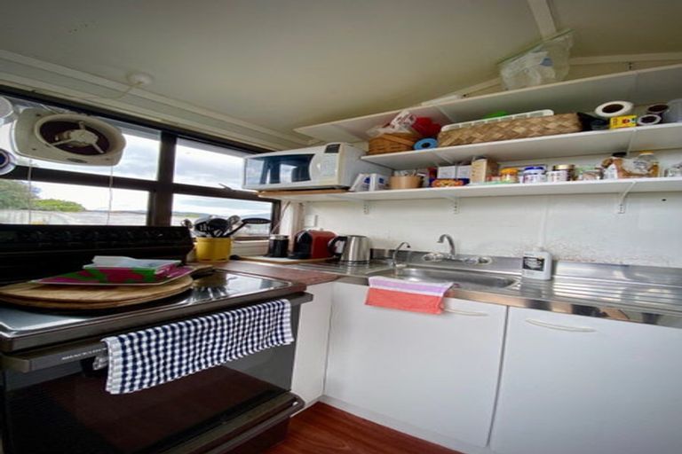 Photo of property in 102 Kauri Crescent, Matarangi, Whitianga, 3592