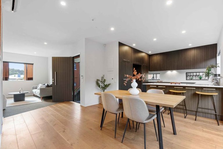 Photo of property in 21b Chippendale Crescent, Birkdale, Auckland, 0626