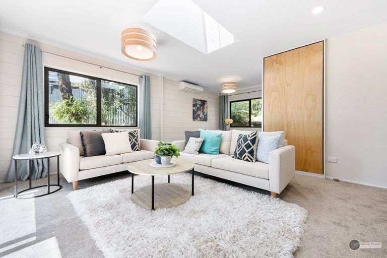 Photo of property in 94 Avro Road, Blue Mountains, Upper Hutt, 5371