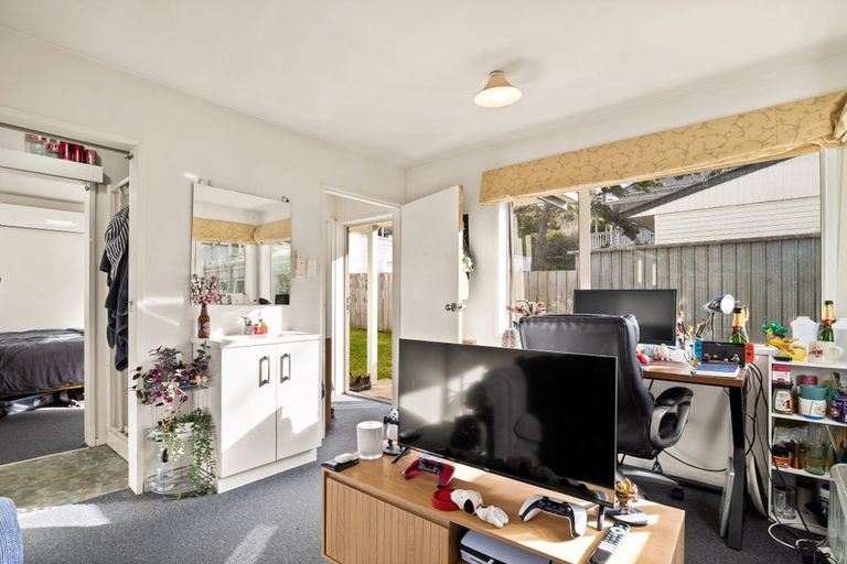 Photo of property in 35 Carlyle Street, North East Valley, Dunedin, 9010