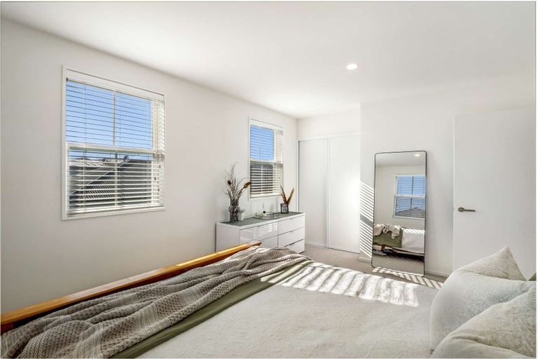 Photo of property in 1/26 Devon Street, Sydenham, Christchurch, 8023