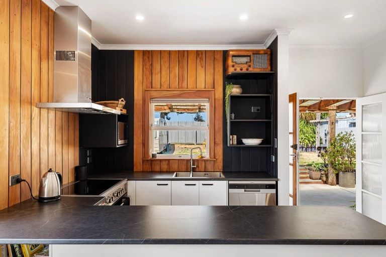 Photo of property in 6 Te Awa Avenue, Te Awa, Napier, 4110