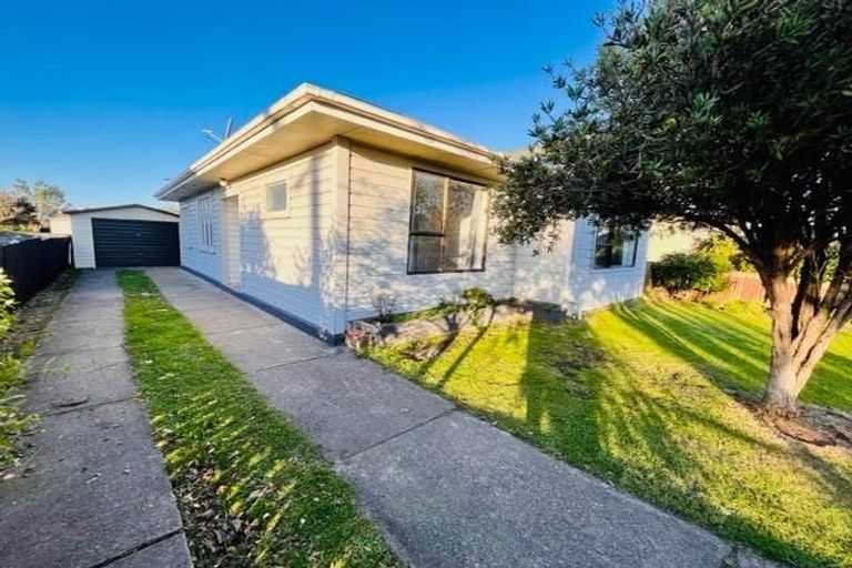 Photo of property in 54 Kirkcaldy Street, South Dunedin, Dunedin, 9012