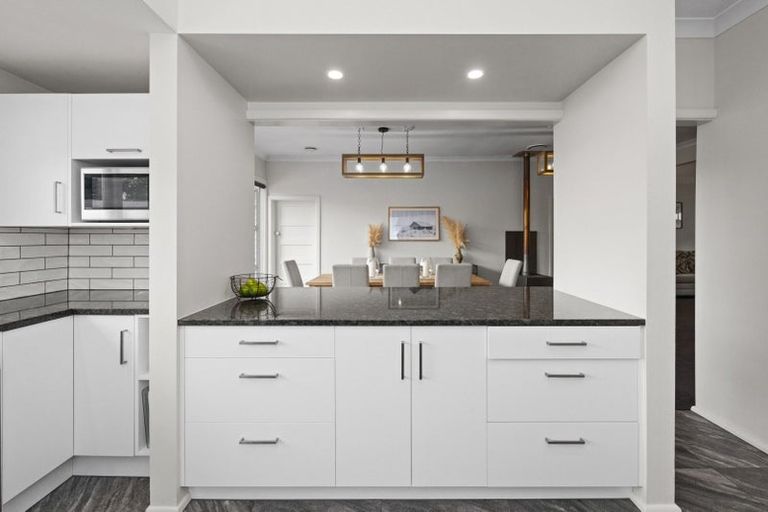 Photo of property in 100 Frimley Avenue, Frimley, Hastings, 4120