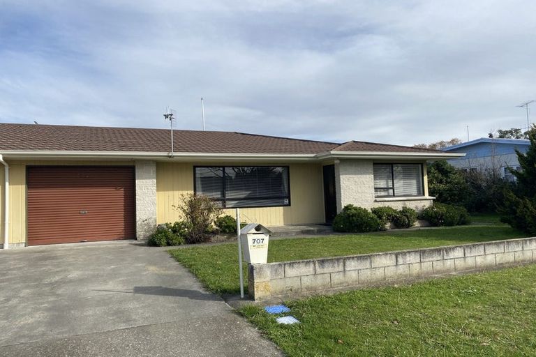 Photo of property in 4/707 Avenue Road East, Parkvale, Hastings, 4122