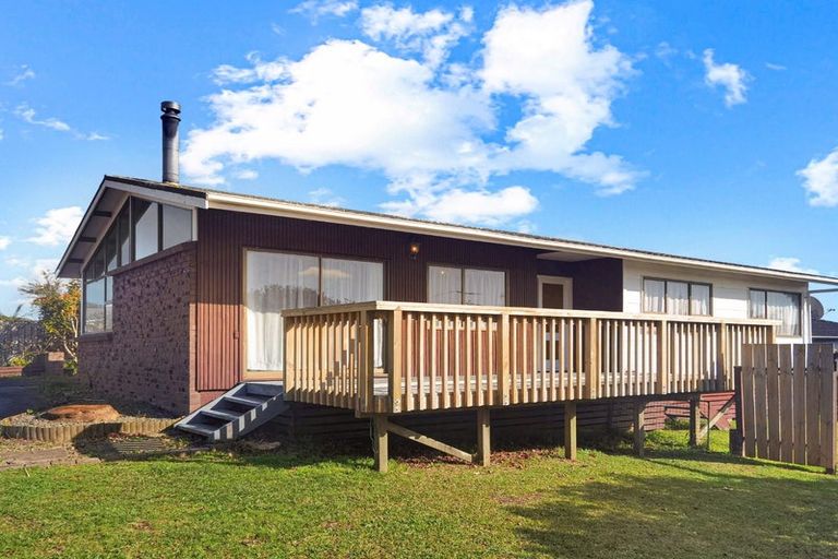 Photo of property in 6 Ervine Place, Bucklands Beach, Auckland, 2014