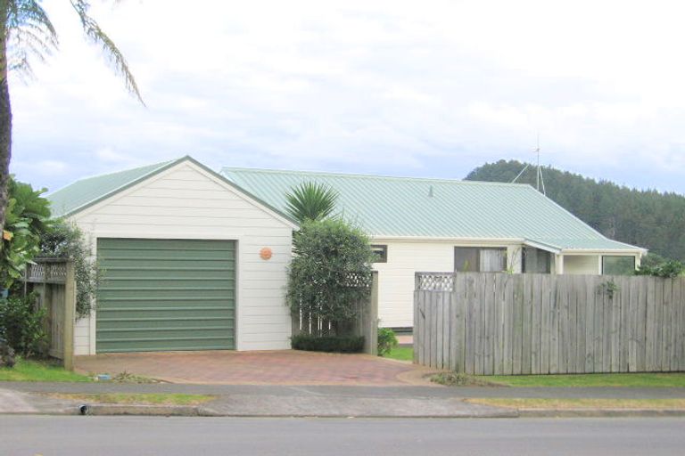 Photo of property in 145 Bambury Place, Onemana, Whangamata, 3691