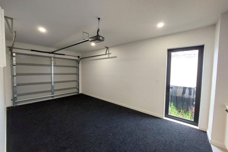 Photo of property in 67 Farranfore Road, Opaheke, Papakura, 2113