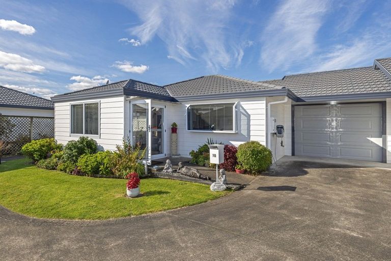 Photo of property in 10/690 Gladstone Road, Te Hapara, Gisborne, 4010