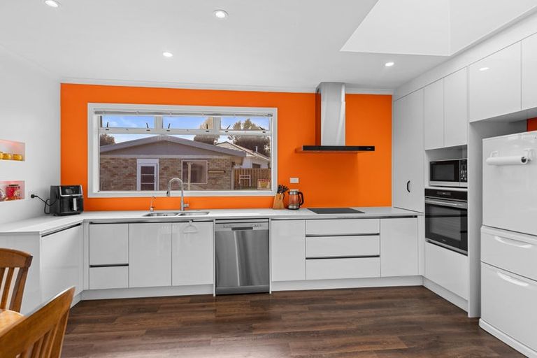 Photo of property in 142 Studholme Street, Morrinsville, 3300