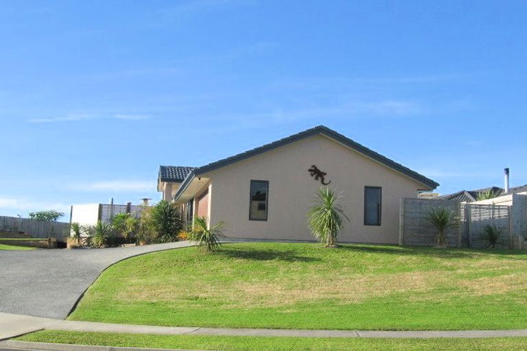 Photo of property in 31 Araminta Place, Beachlands, Auckland, 2018