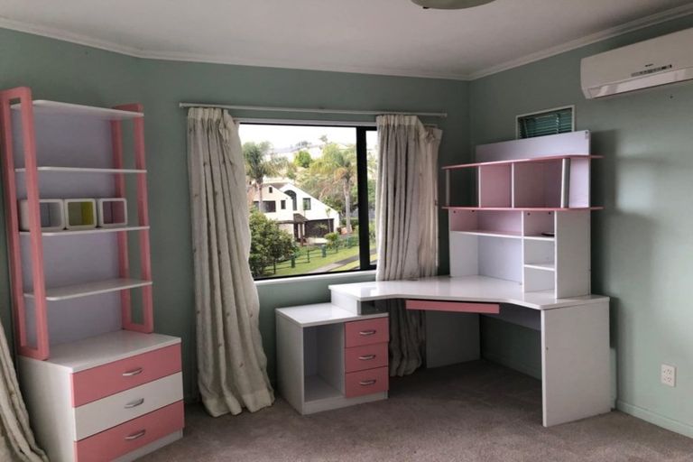 Photo of property in 55 Penguin Drive, Murrays Bay, Auckland, 0630