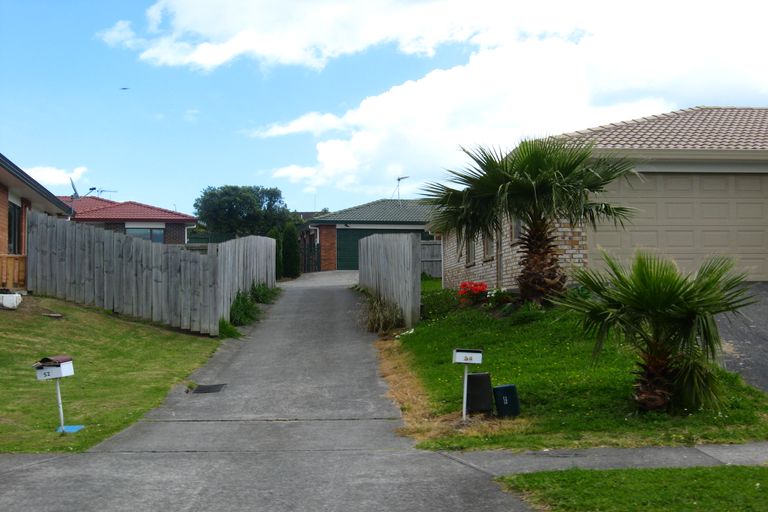 Photo of property in 52 Robert Ross Place, Clendon Park, Auckland, 2103