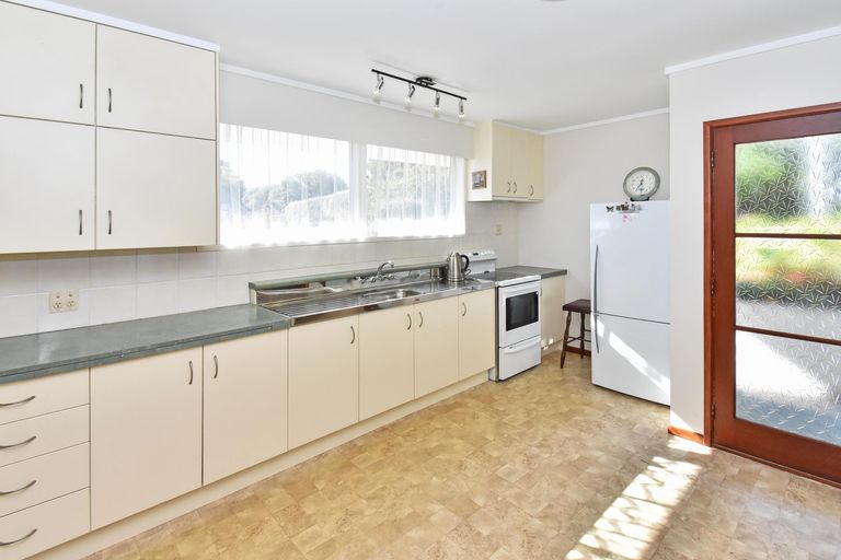 Photo of property in 60 Clark Road, Pahurehure, Papakura, 2113