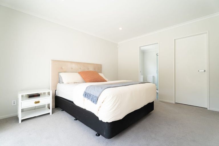 Photo of property in 53 Atherton Terrace, Churton Park, Wellington, 6037